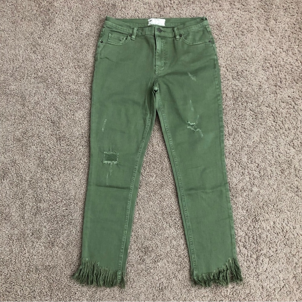 Free People Jeans Womens Size 27 Distressed Frayed Hem Sage Green
